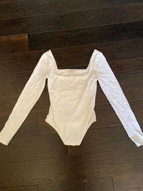 Aritiza white long sleeve bodysuit - SIZE S